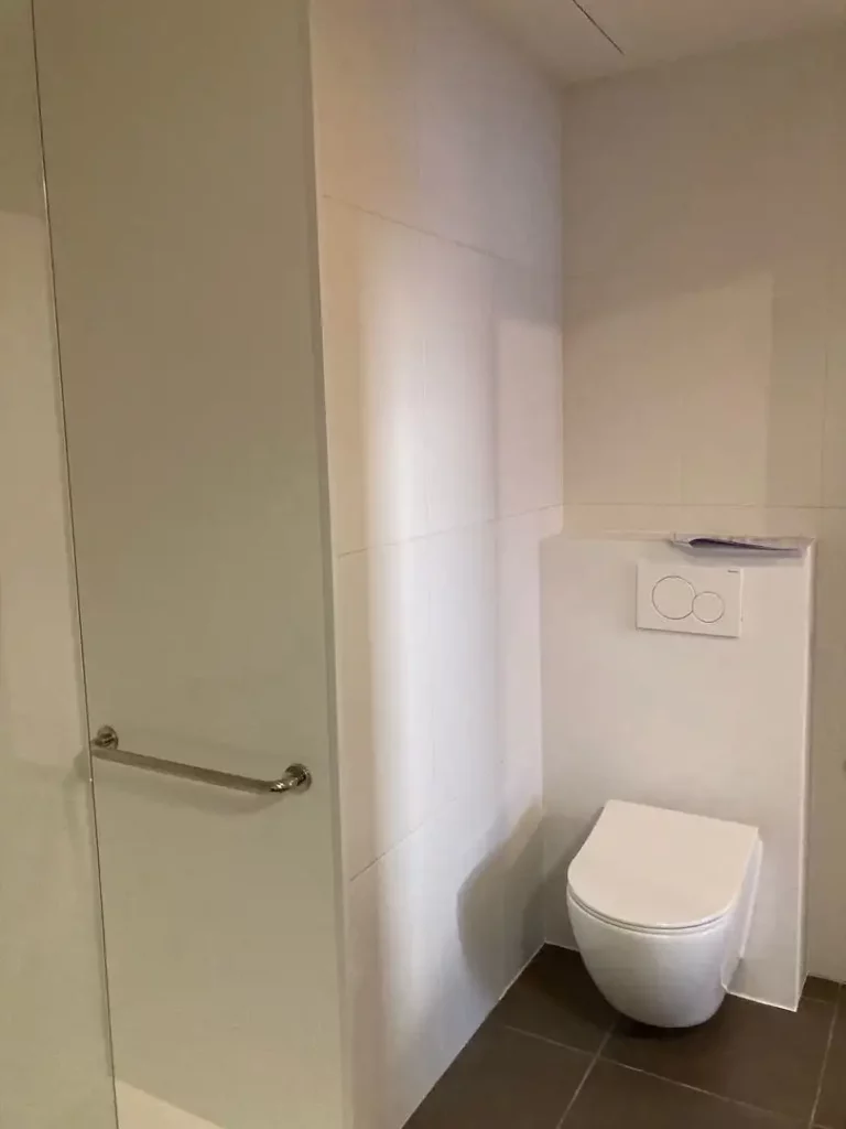 2e9e79a8-49da-4692-a2d1-3ff768cfd90f.comprs